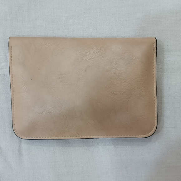 Sold🚫Sling and wallet set - Picture 6 of 12